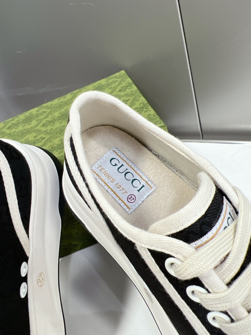 Gucci Casual Shoes